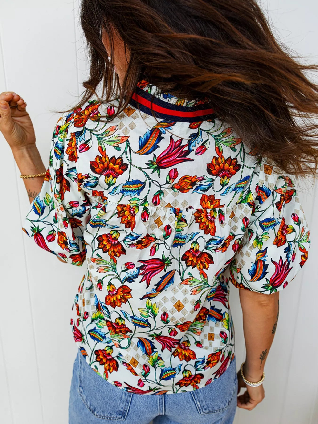 Sarah Express Floral Puff Sleeve Blouse V-Neck Contrasted Multicolor Short Sleeve Top