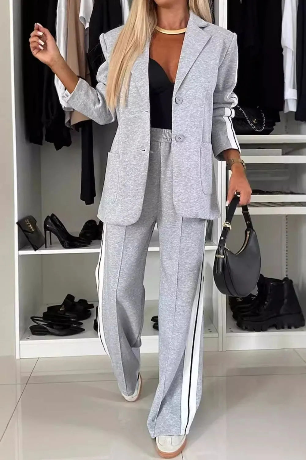 Sarah Express Women's Two-Piece Contrast Lapel Top and Pants Set Buttoned Pocketed Work Casual Outfit