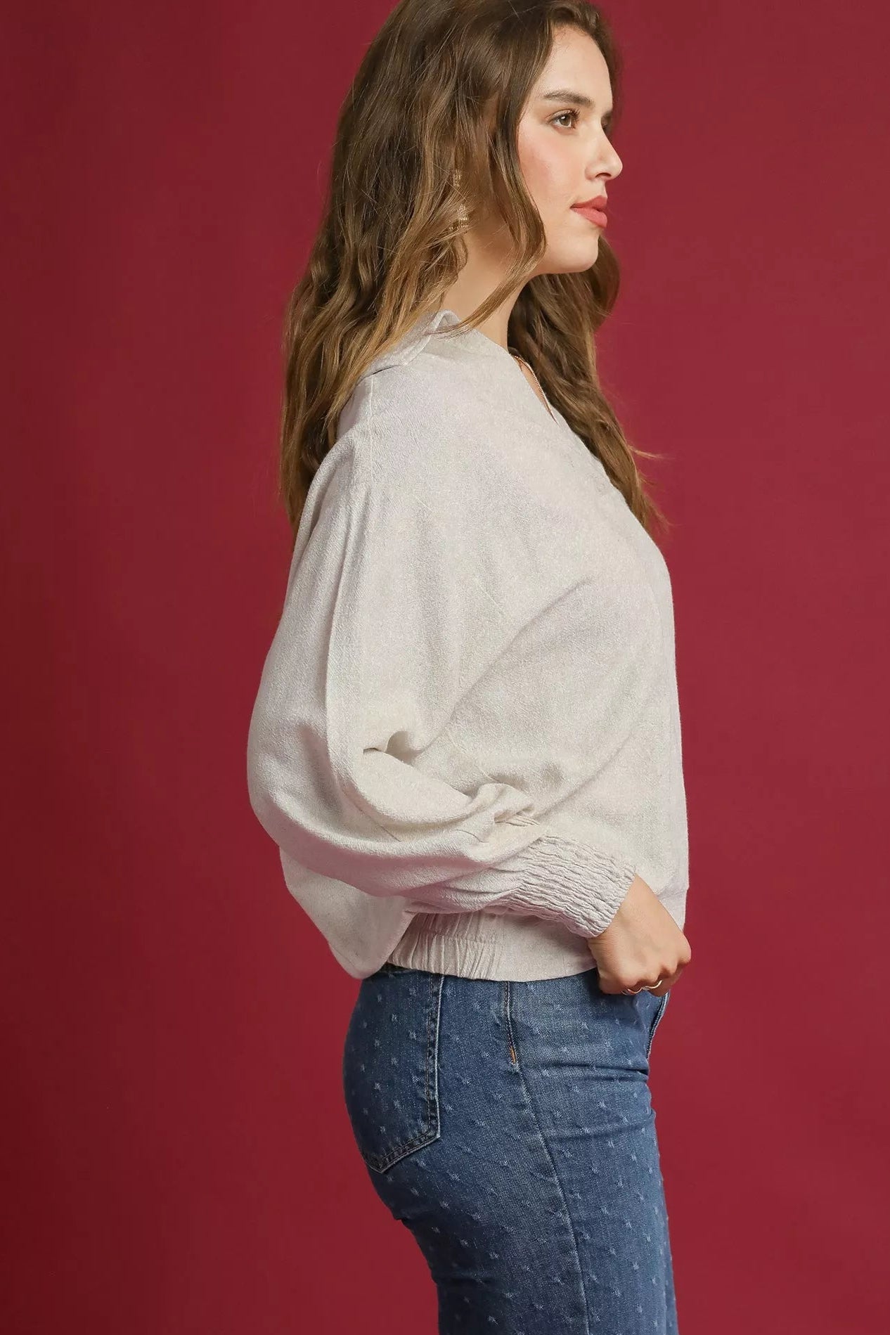 Sarah Express women’s long sleeve linen-cotton blend blouse with a comfortable elastic hem.