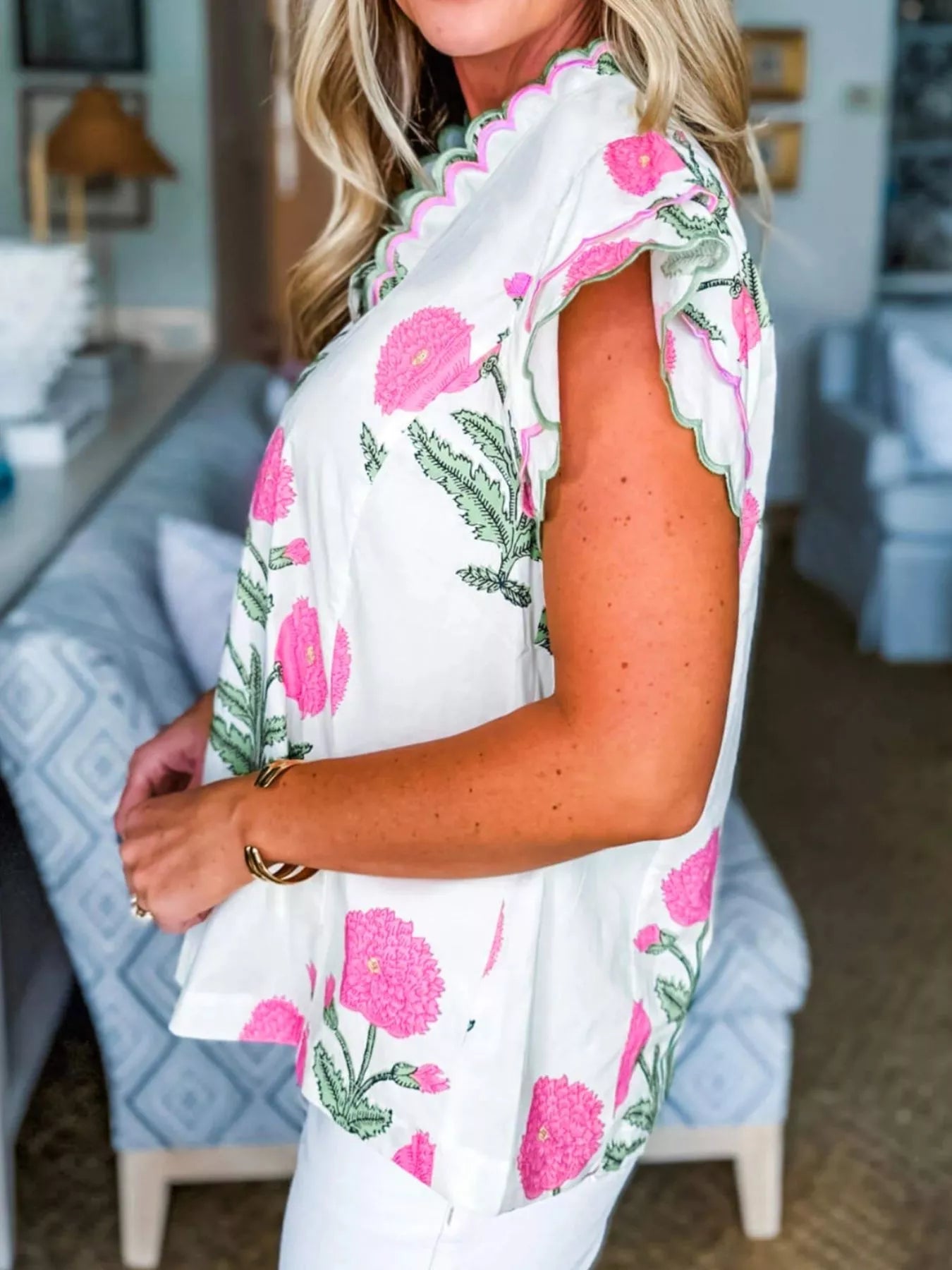 Sarah Express Women's Floral Print Ruffle Trim Blouse - Short Sleeve Summer Top