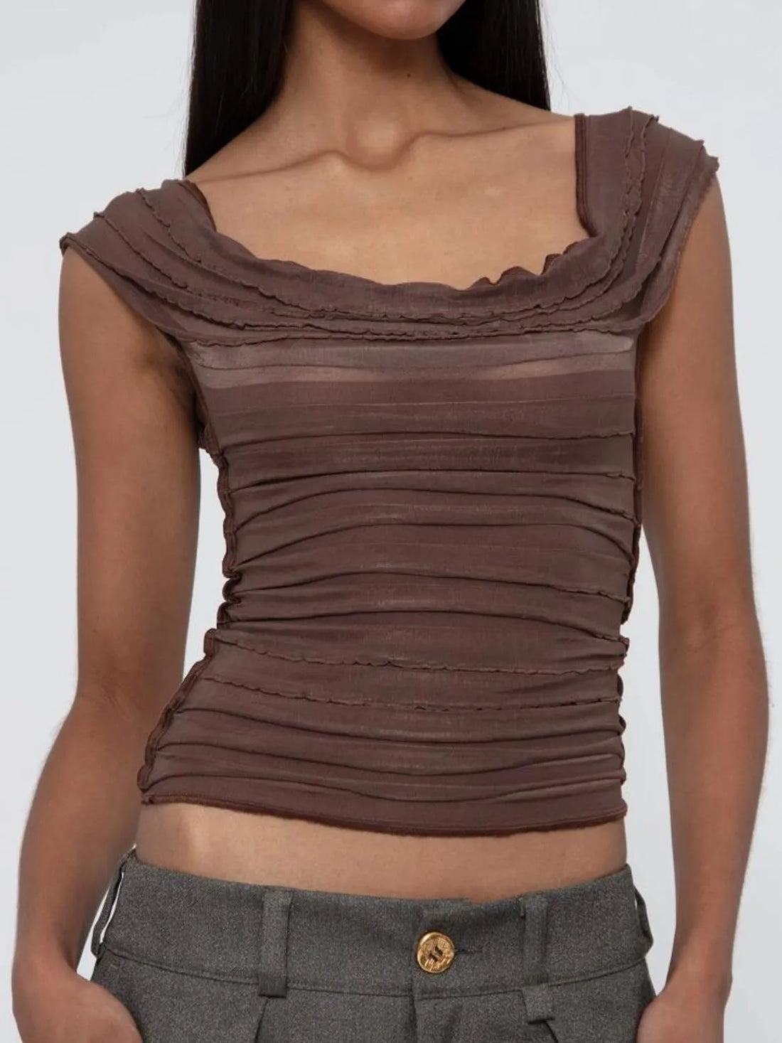 The Ultimate Guide to Women's Tank Tops: Styles, Trends & How to Wear Them in 2026