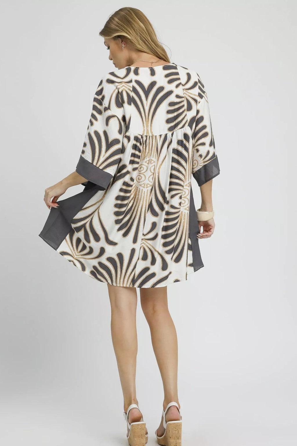 Sarah Express Women’s Abstract Print Kimono Sleeve Mini Dress Casual
