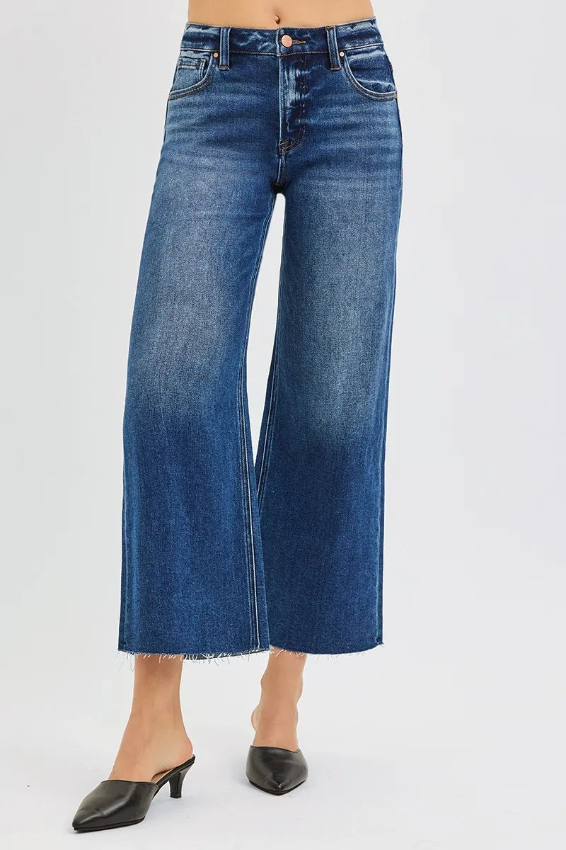 Sarah Express Women’s Plus Size Mid Rise Cropped Wide Leg Jeans with Raw Cut Hem
