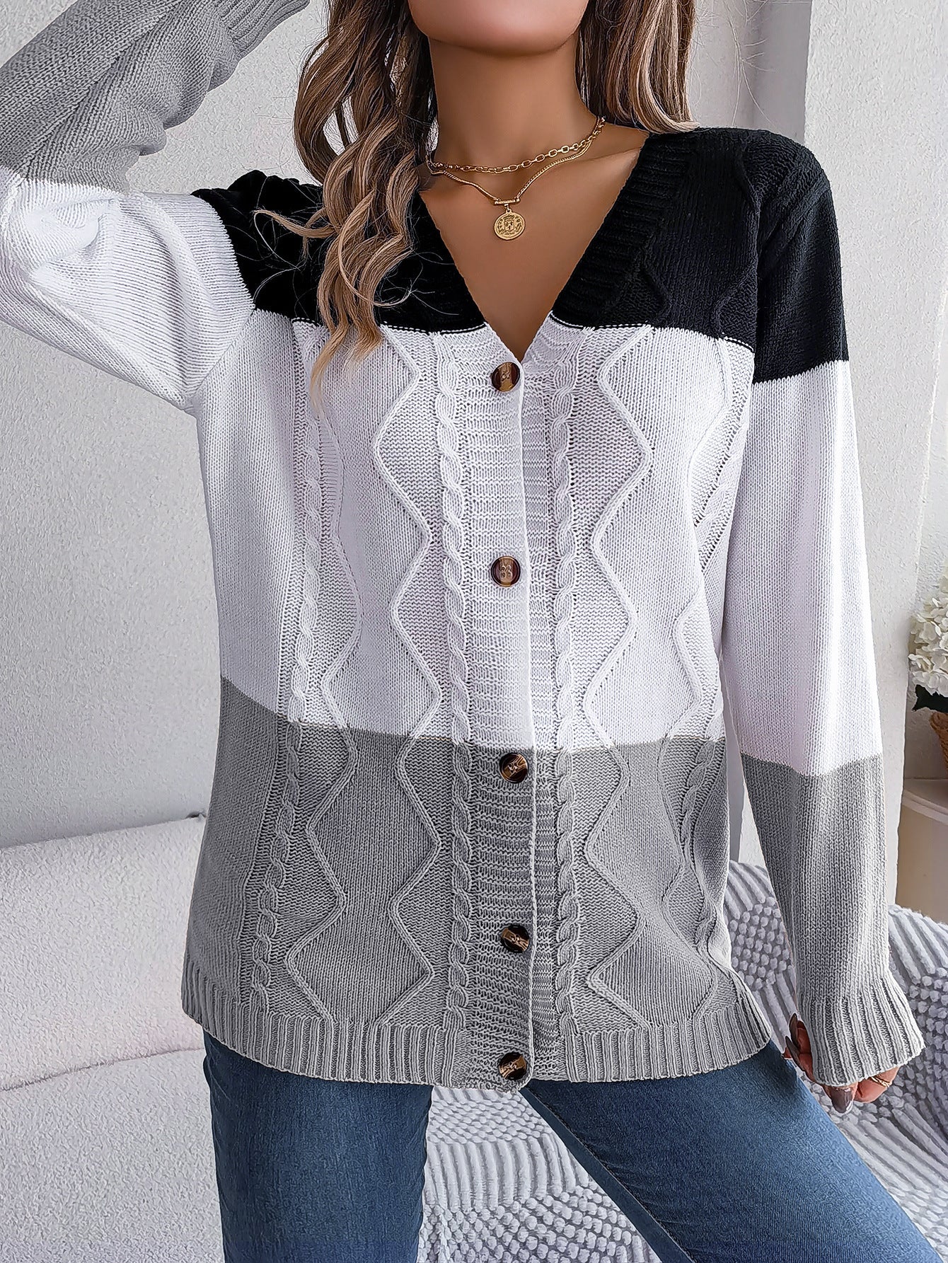 Sarah Express Women's Contrast Color Block Button Long Sleeve Sweater Loose Fit Acrylic Knit
