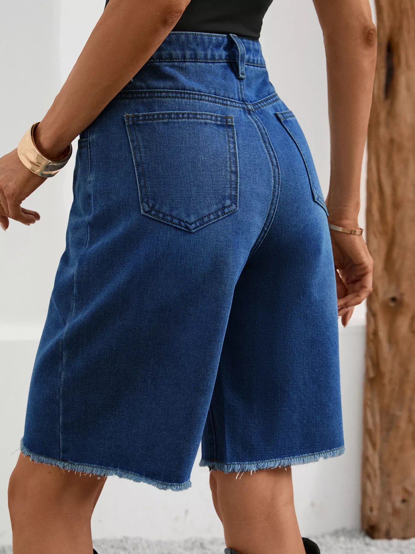 Sarah Express Women's Ripped Frayed Hem Denim Shorts