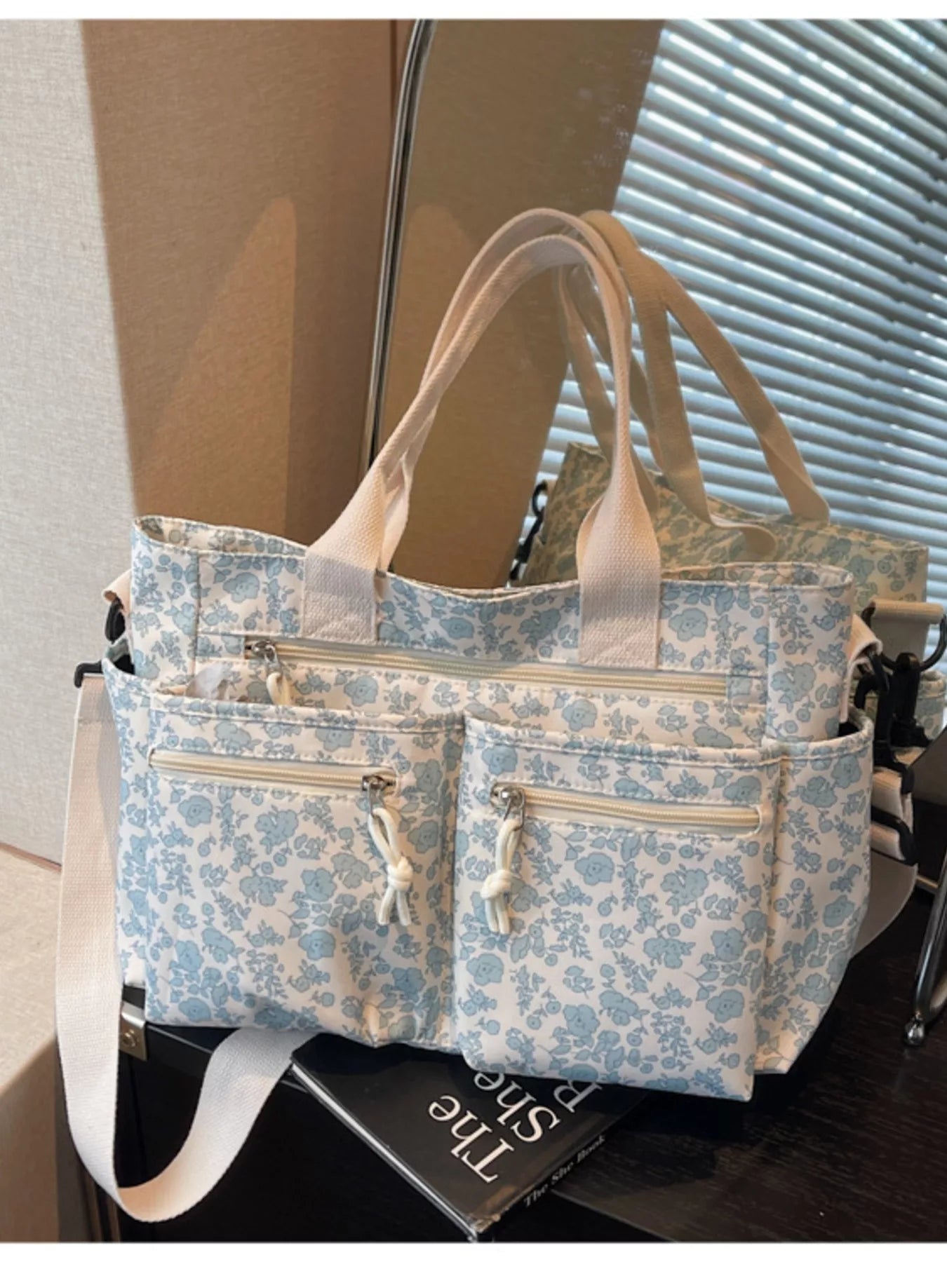 Sarah Express Floral Crossbody Bag Multi-Pocket Polyester Shoulder Purse Ivory ONESIZE