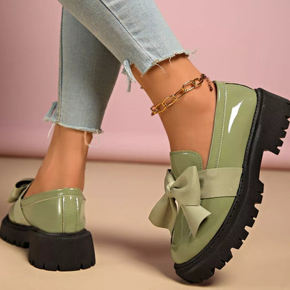 Sarah Express Women's Bow Decor Round Toe Loafers