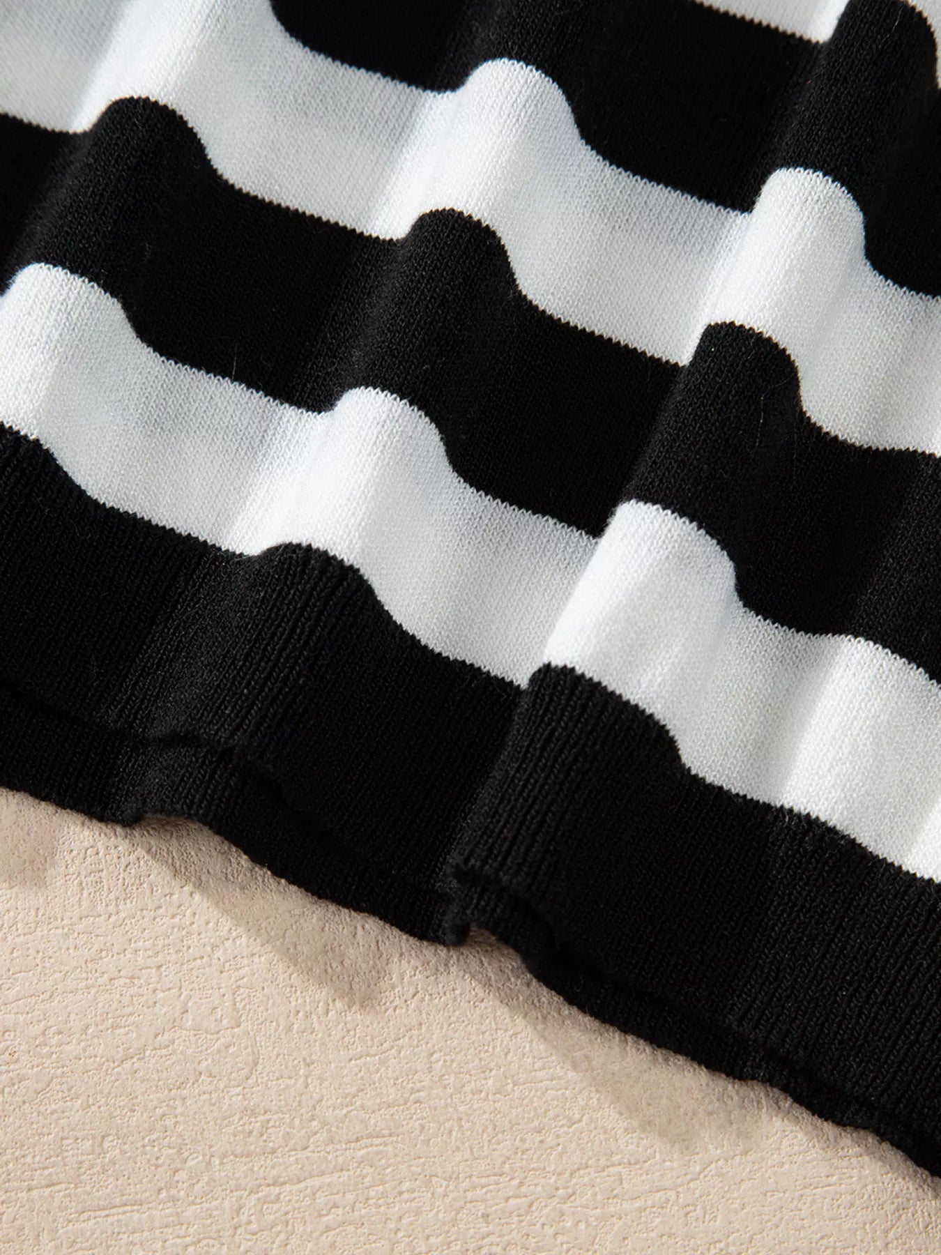 0b019d0691f7436ea42f19b87394307c-Max-Origin