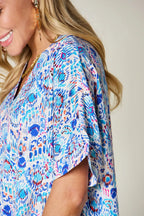 Sarah Express Women's Printed V-Neck Short Sleeve Blouse