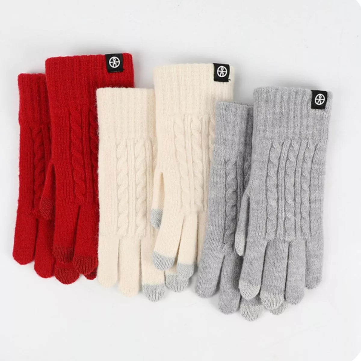 Sarah Express Women's Cable Knit Touchscreen Gloves