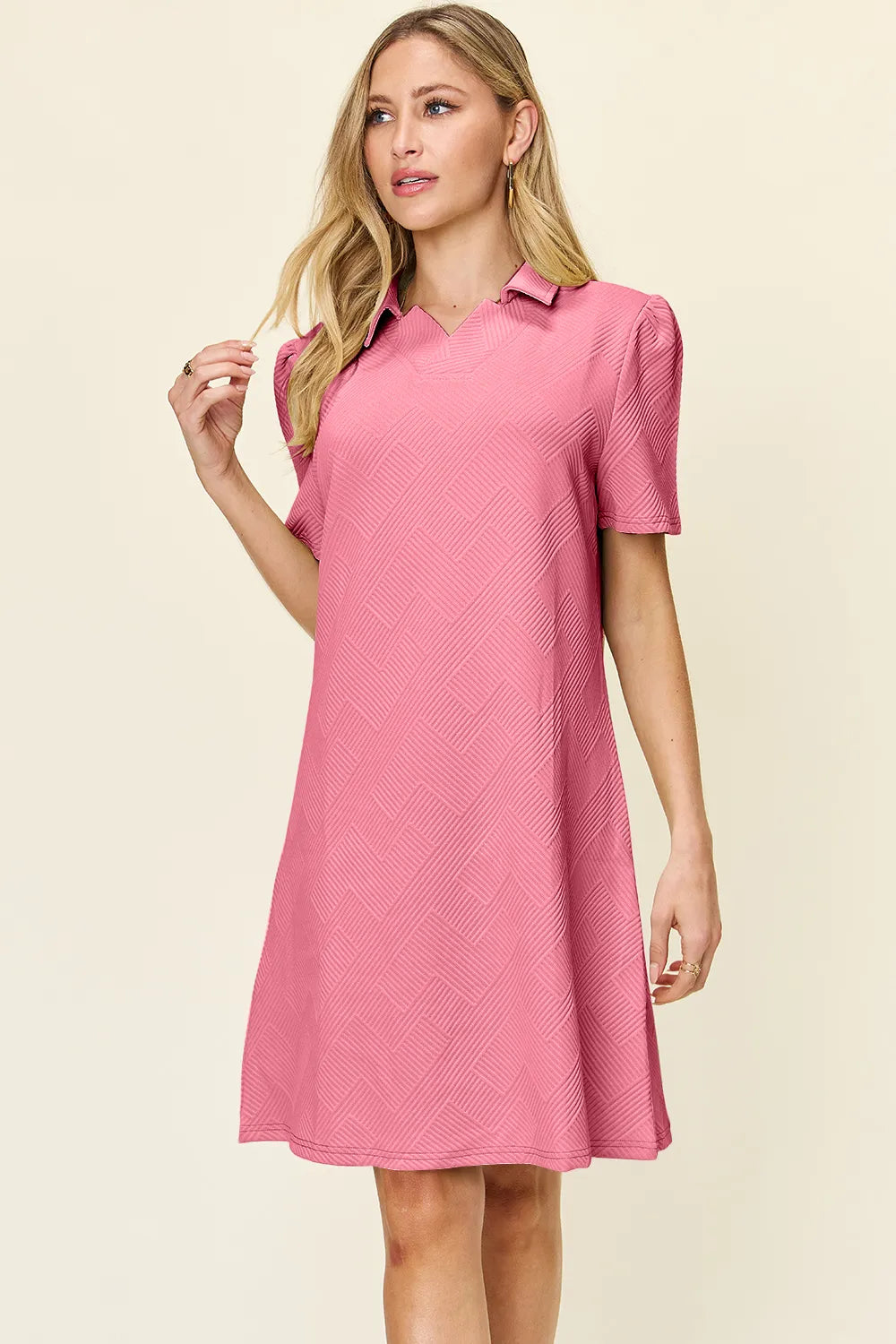 Sarah Express Women's Textured Collared Neck Short Sleeve Dress Pink