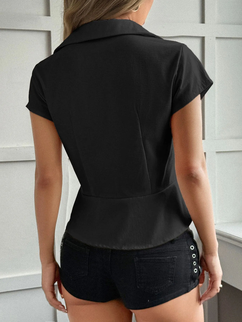 Sarah Express Women's Short Sleeve Button-Up Shirt