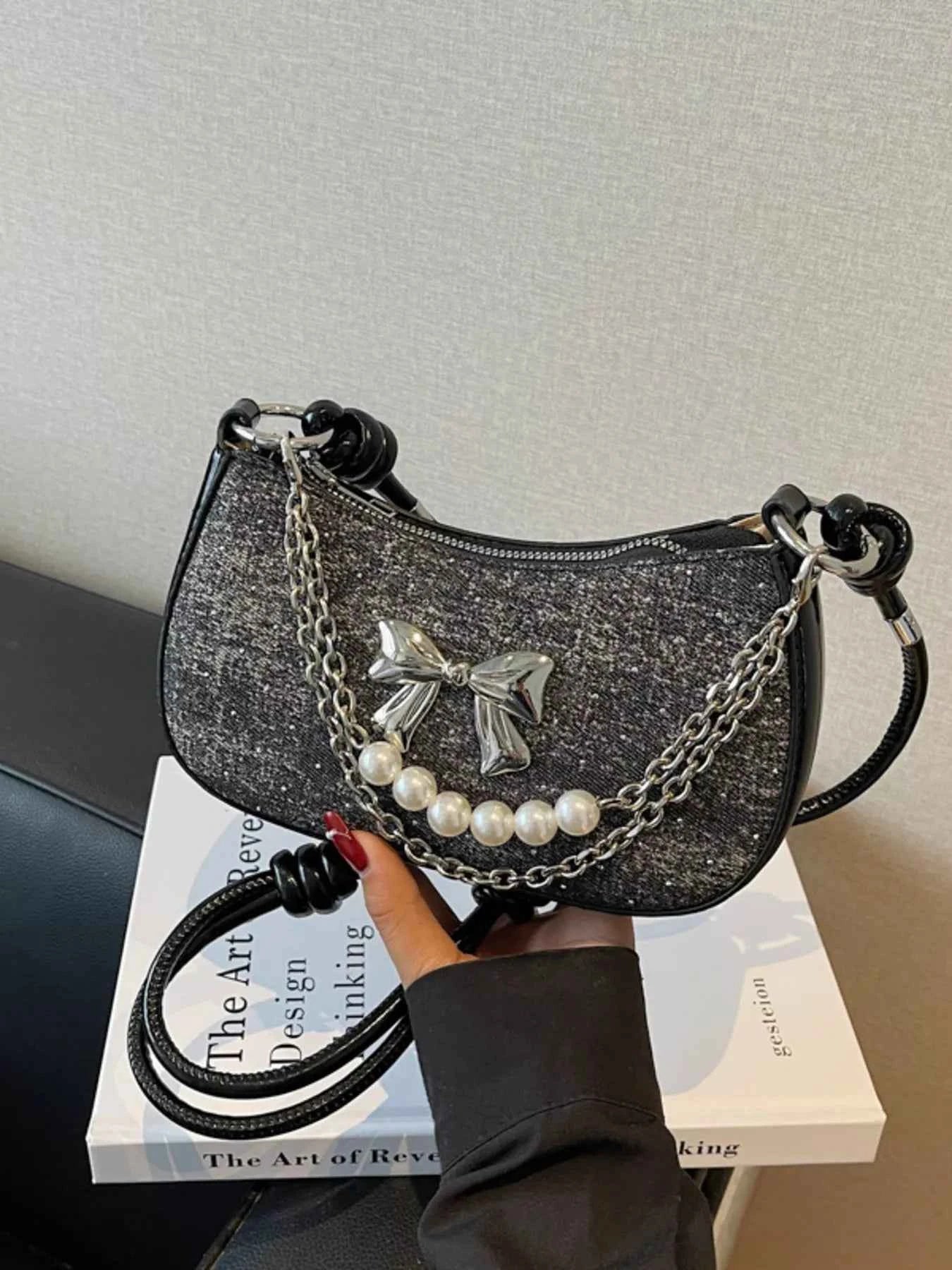 Sarah Express Women's Bow Decor Chain Crossbody Bag - Mini Shoulder Bag Black ONESIZE