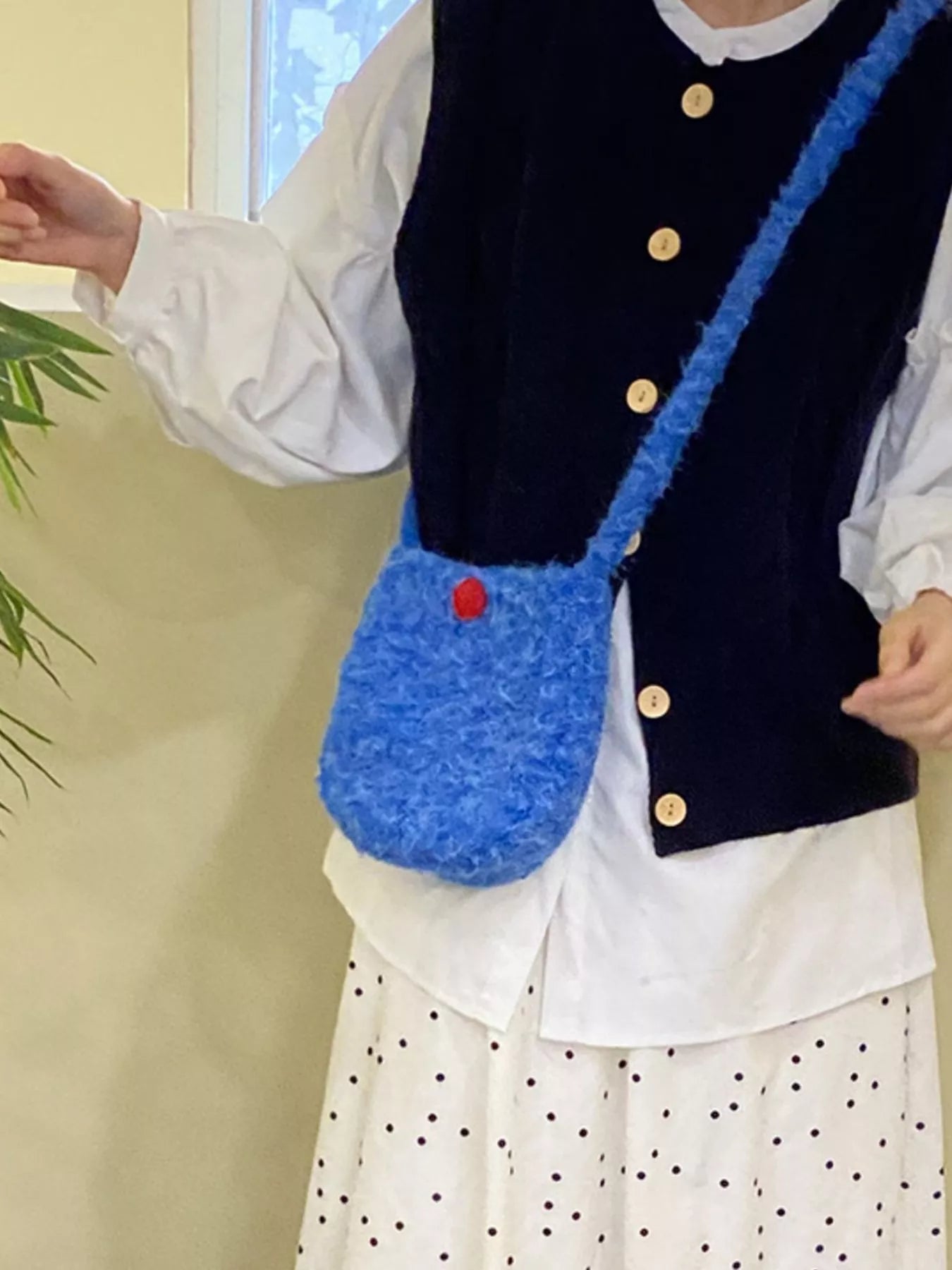 Sarah Express Women's Lightweight Fluffy Crossbody Bag