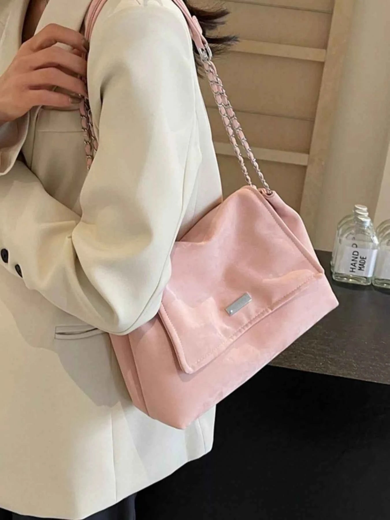 Chain Strap Shoulder Bag