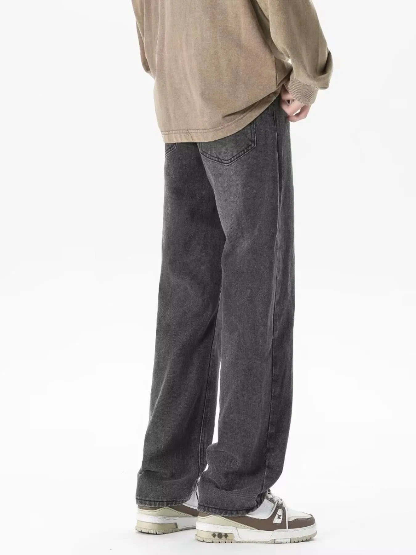 Sarah Express Women's Vintage Wash Loose Fit Jeans Plus Size