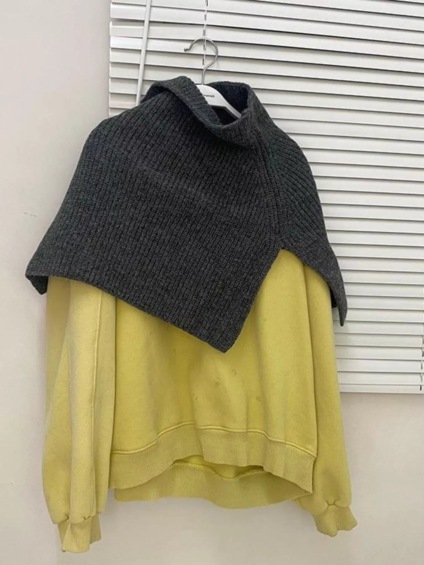 Sarah Express Women's Chunky Knit Slit Scarf Grey ONESIZE