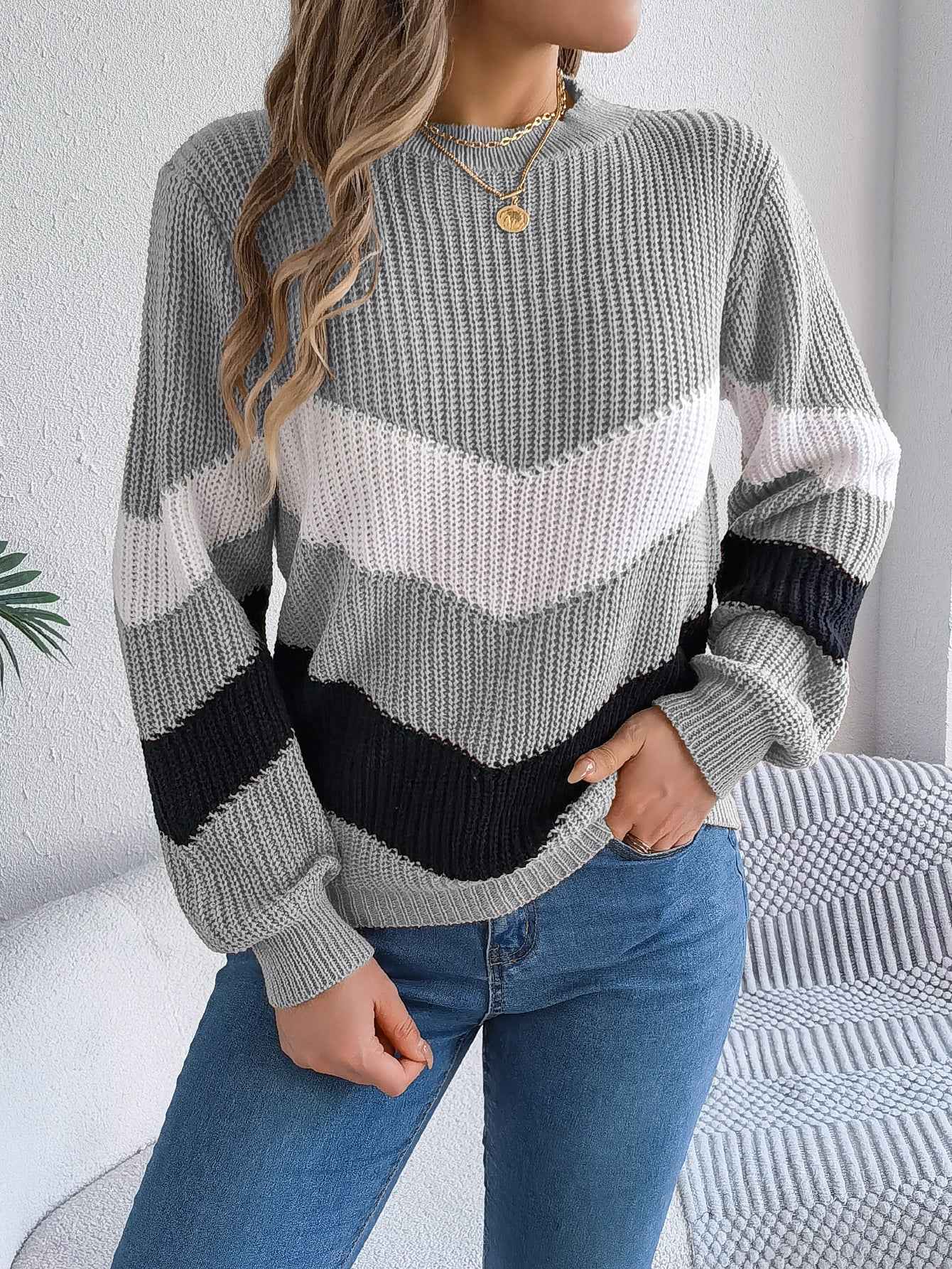 Sarah Express Women's Color Block Lantern Sleeve Pullover Sweater - Casual Knitwear