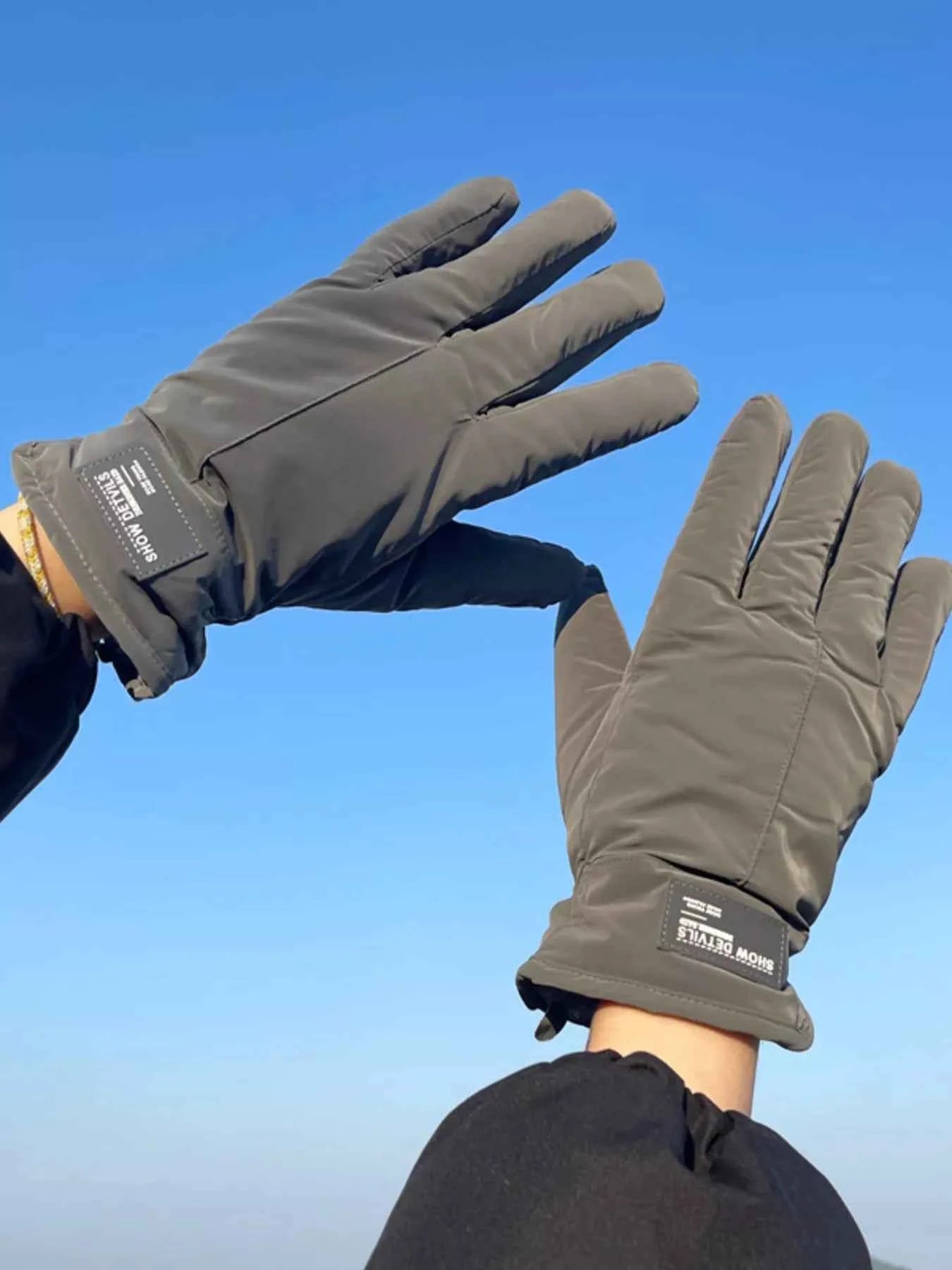 Sarah Express Winter Touchscreen Gloves - Warm Knit Gloves for Women & Men with Phone Touch Screen Compatibility Gray ONESIZE