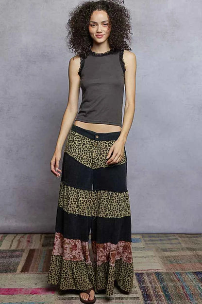 Sarah Express Women's Round Neck Cropped Tank Top with Lace Trim