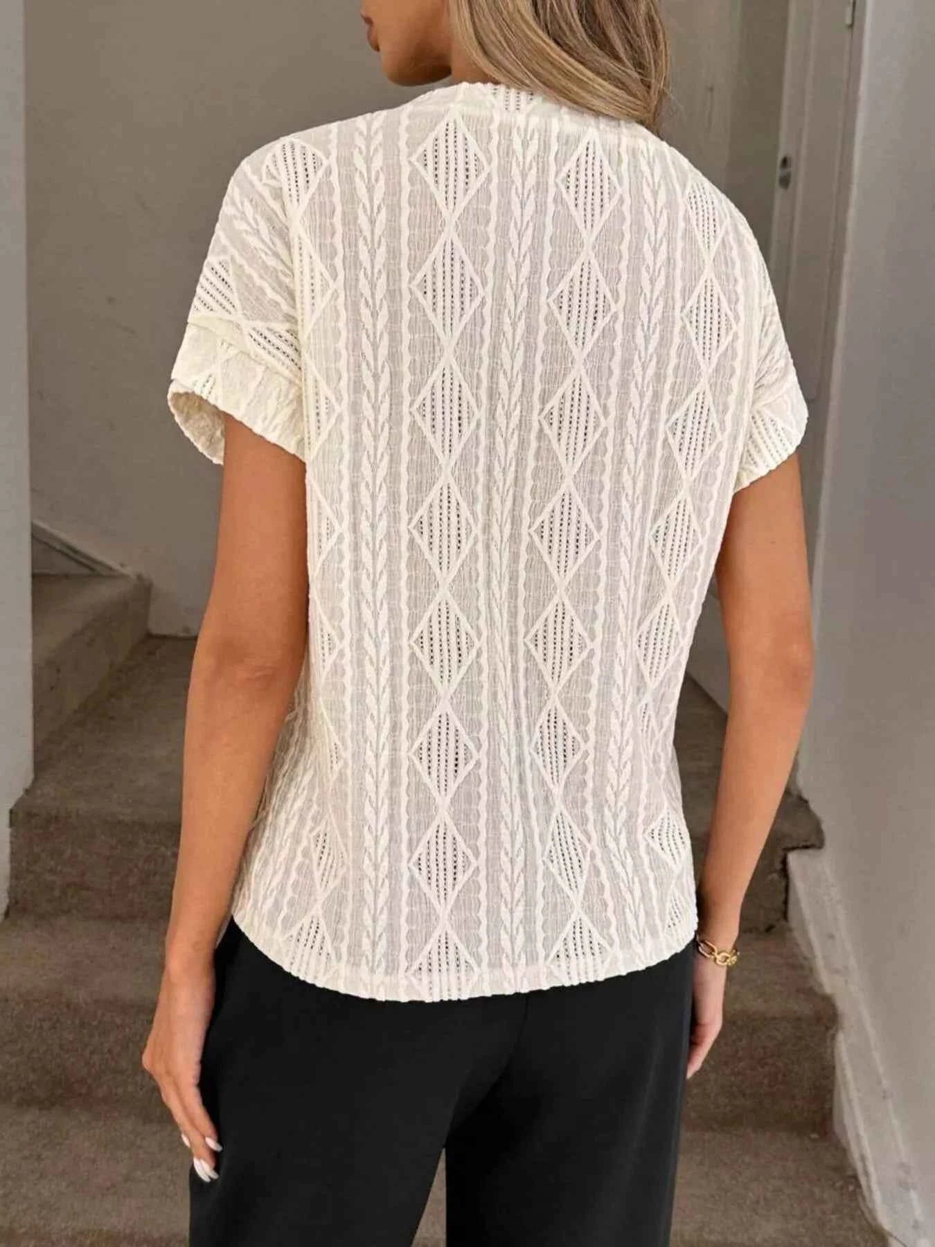 Sarah Express Women's Diamond Pattern Round Neck Top - Short Sleeve Knit Blouse