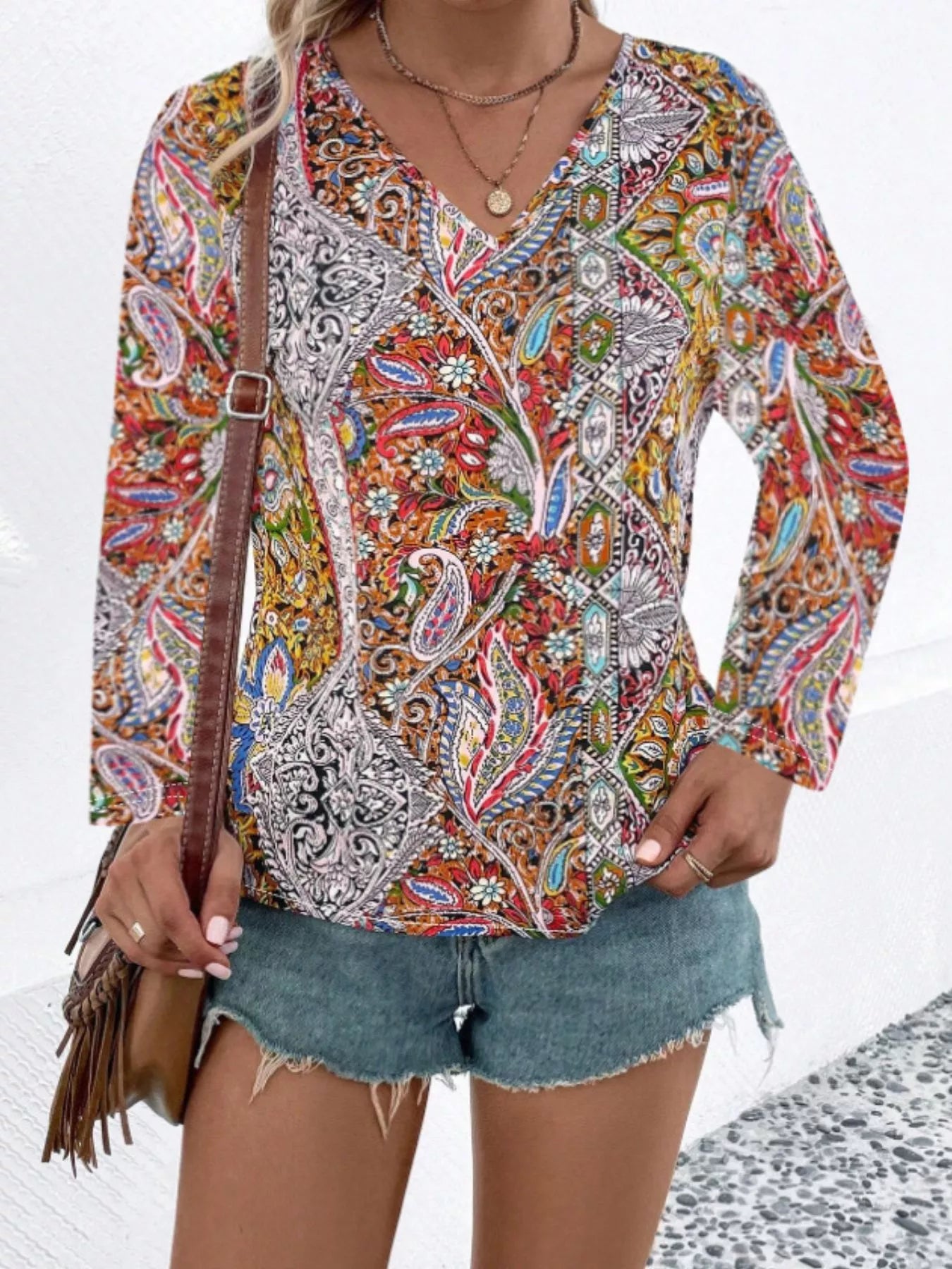 Sarah Express Women's Printed V-Neck Long Sleeve Blouse