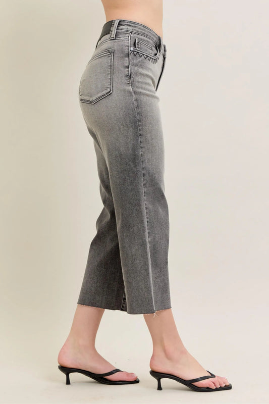 Sarah Express Women's Plus Size Wide Leg Capris Jeans