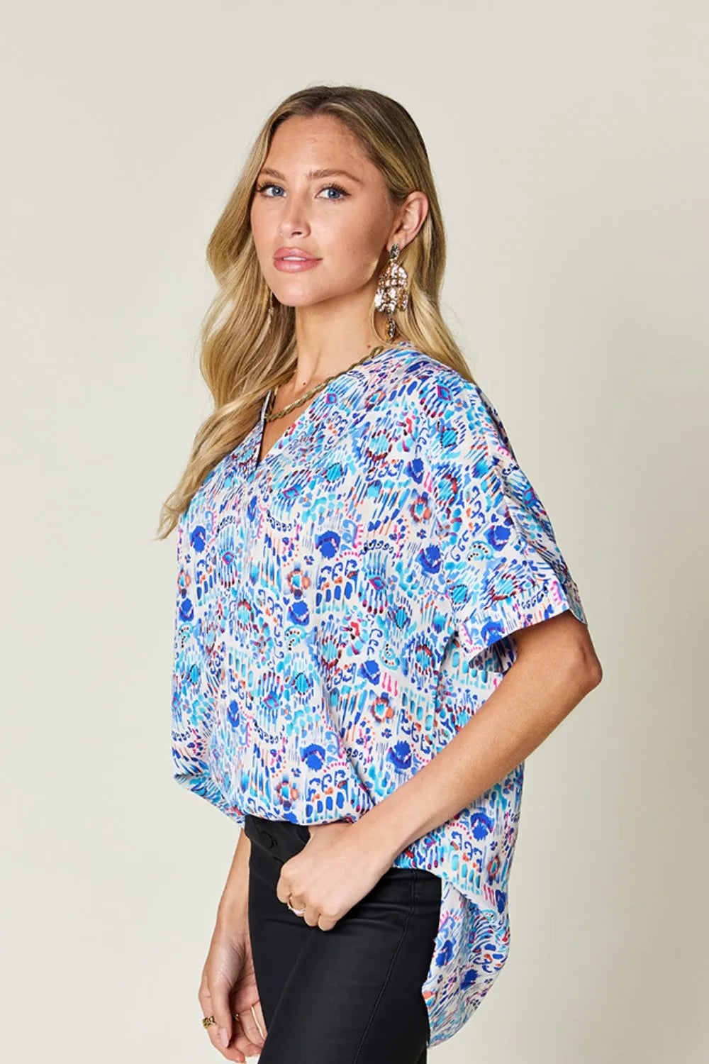 Sarah Express Women's Printed V-Neck Short Sleeve Blouse