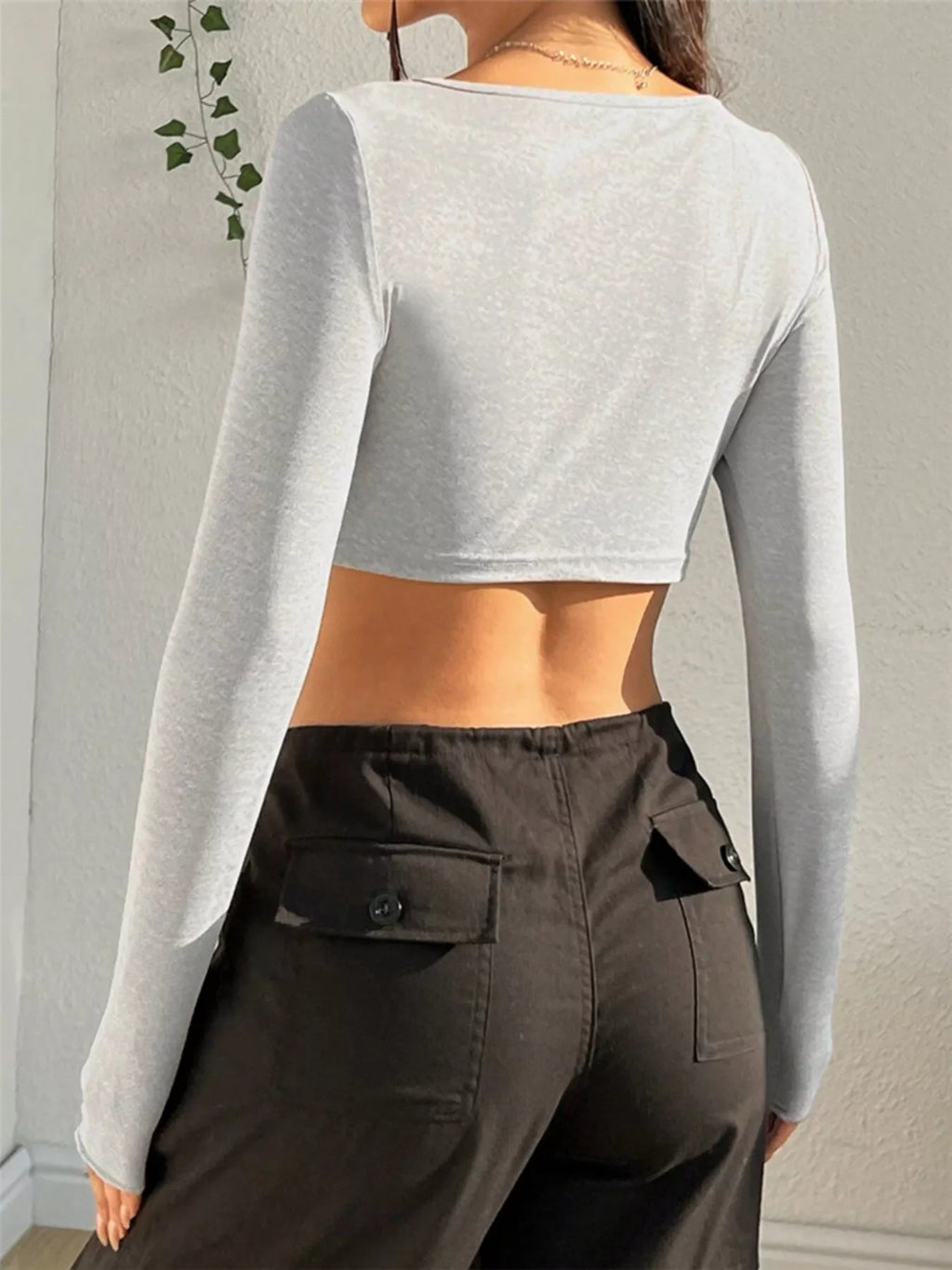 Sarah Express Women's Twisted Front Long Sleeve T-Shirt