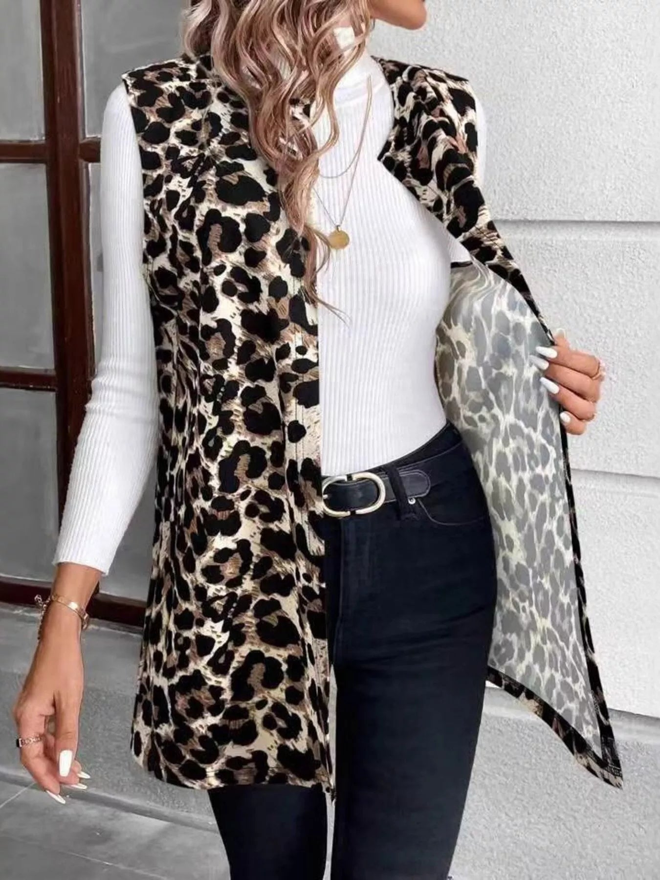 Sarah Express Women's Sleeveless Leopard Print Vest Coat