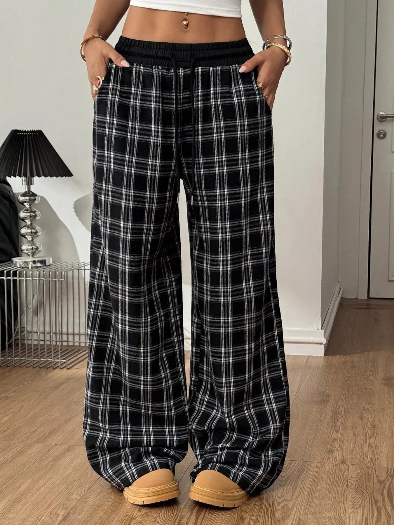 Sarah Express Women's Plaid Wide-Leg Pants with Elastic Waistband
