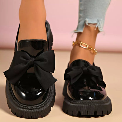 Sarah Express Women's Bow Decor Round Toe Loafers