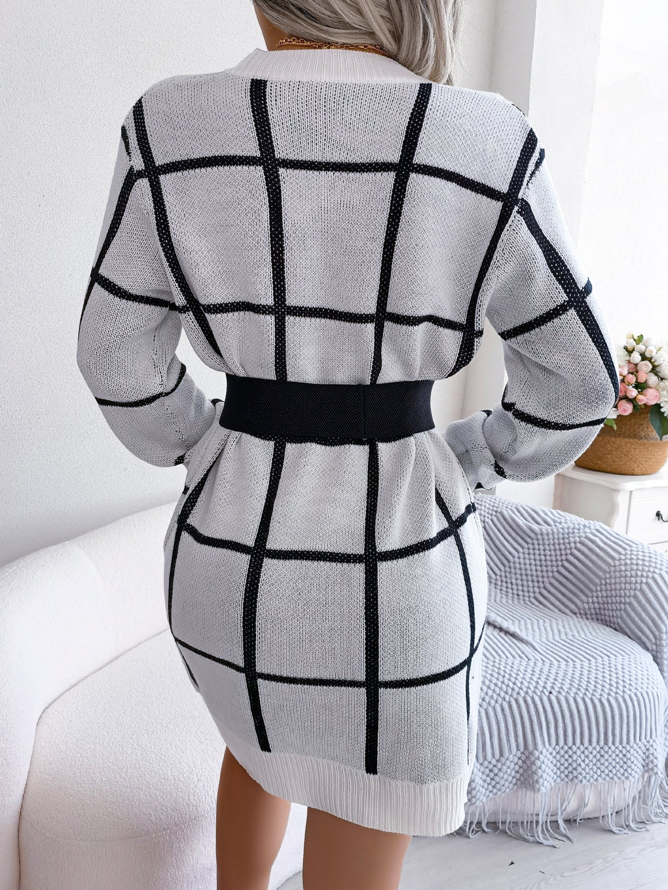 Sarah Express Women's Color Block Plaid Sweater Dress Long Sleeve Casual Knit Dress