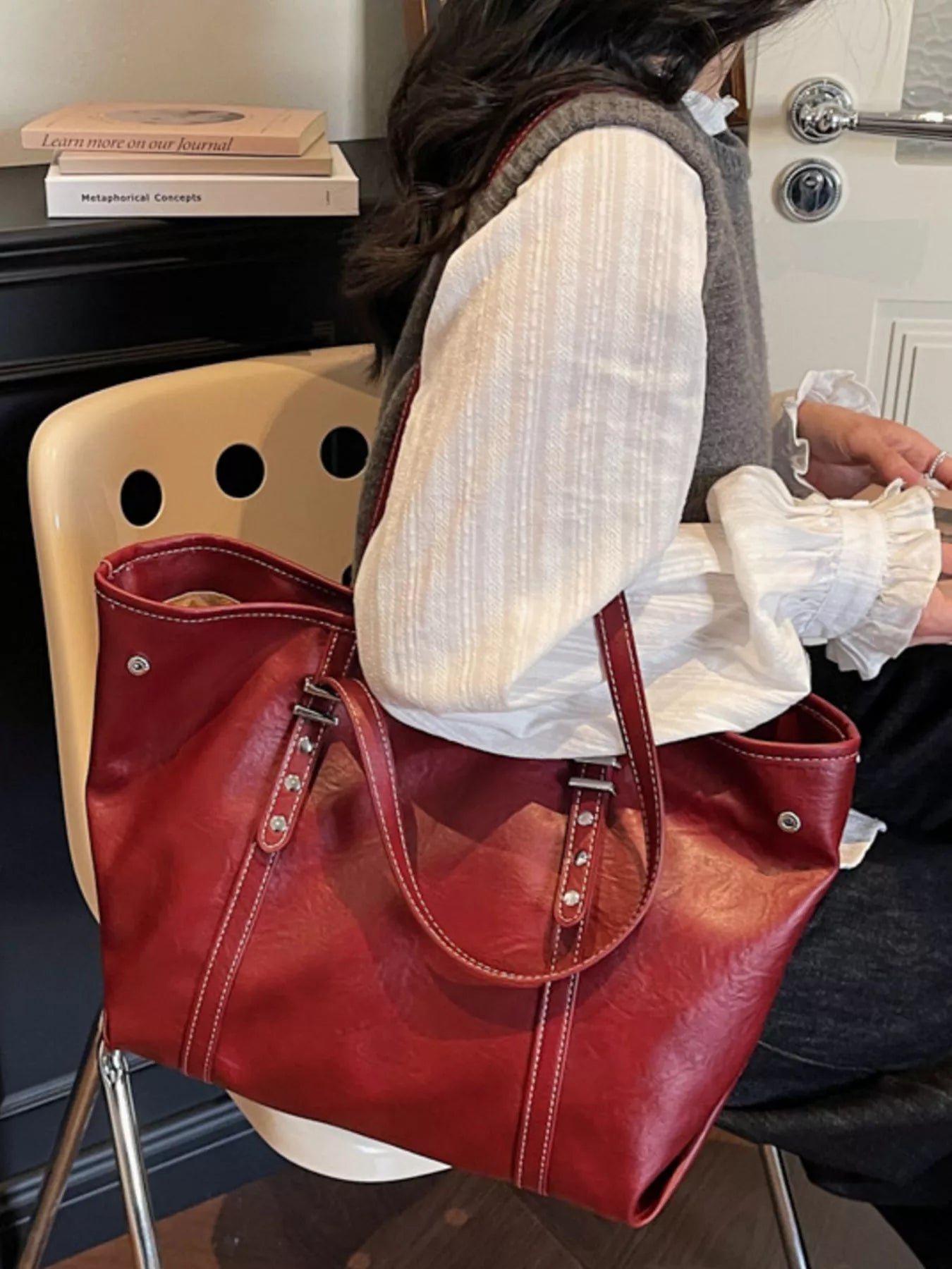 Sarah Express Women's Vintage Large Capacity PU Leather Tote Bag - Classic Shoulder Handbag