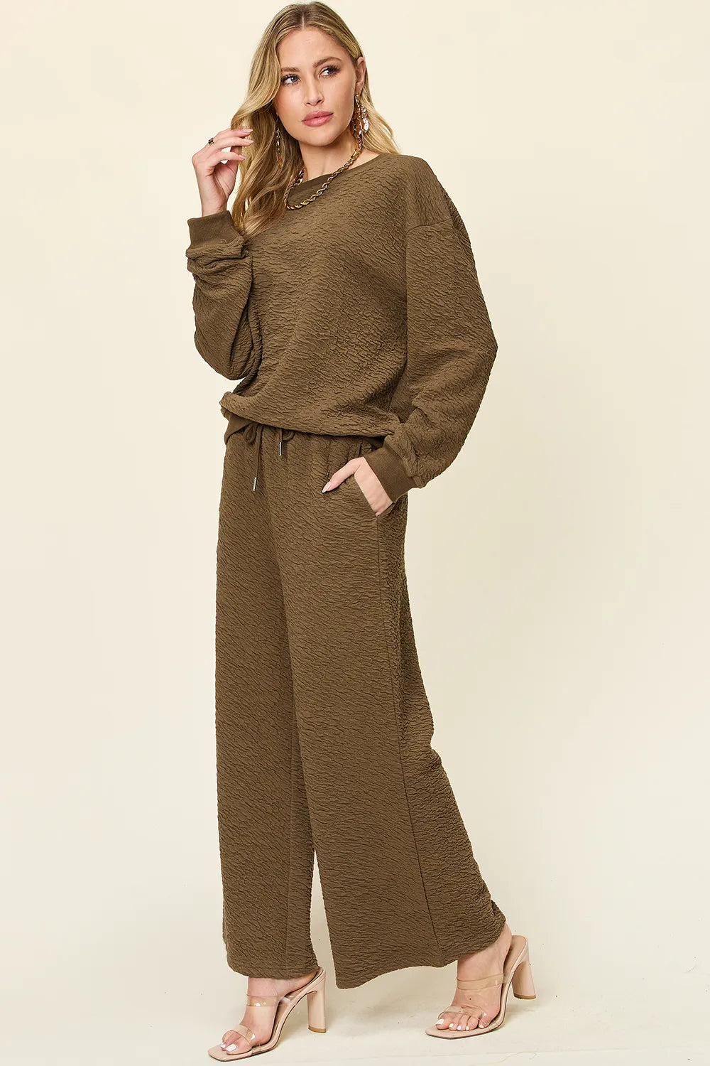 Sarah Express Women's Textured Long Sleeve Top and Pants Lounge Set