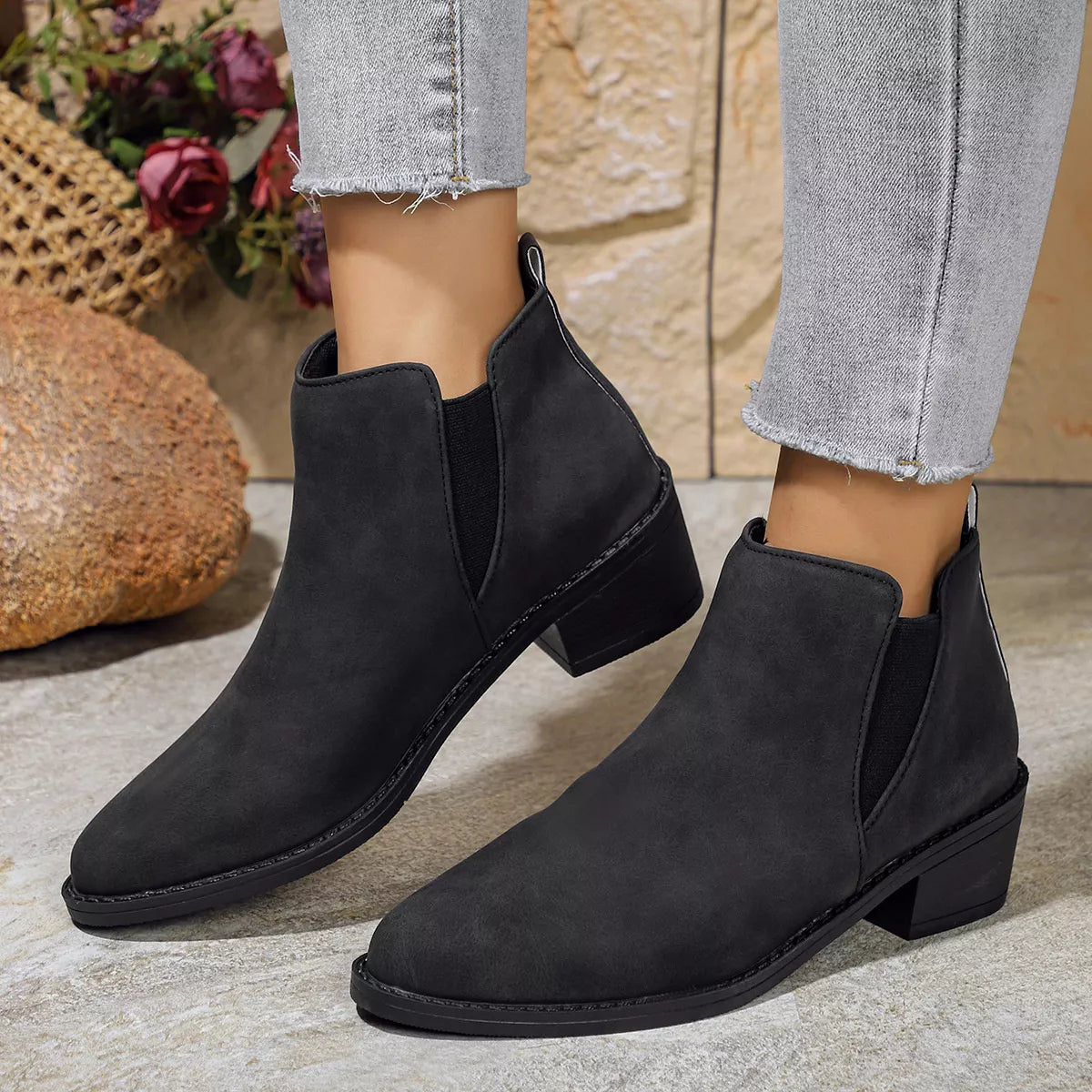 Trendsi Women's Point Toe Block Heel Ankle Boots
