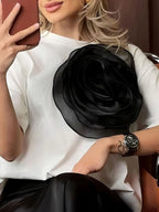 Sarah Express Women's Flower Applique Round Neck Short Sleeve T-Shirt