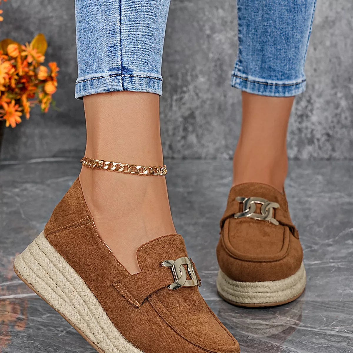 Sarah Express Women's Round Toe Platform Slip-On Shoes