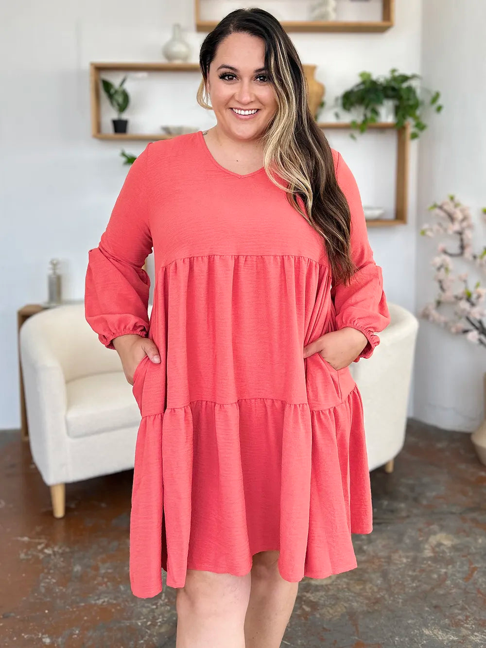 Sarah Express Women’s Plus Size V-Neck Balloon Sleeve Tiered Dress
