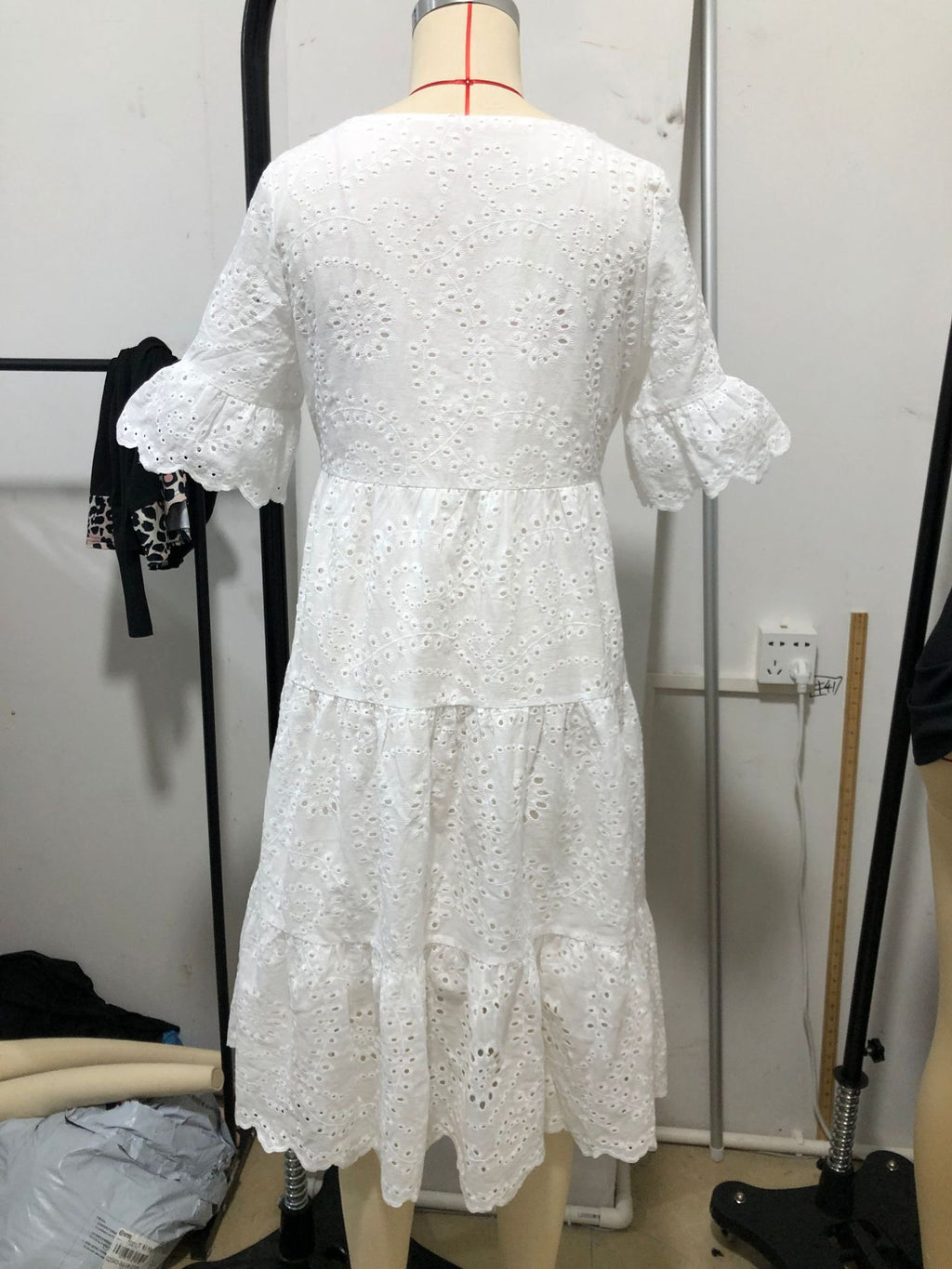 Sarah Express Women's Embroidered Floral Maxi Dress Ruffle Sleeve A-Line White Cotton Blend