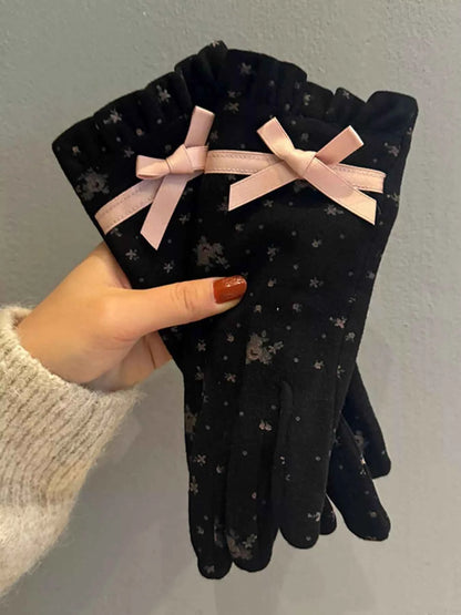 Sarah Express Women's Bowknot Decor Gloves - Winter Fashion Accessory