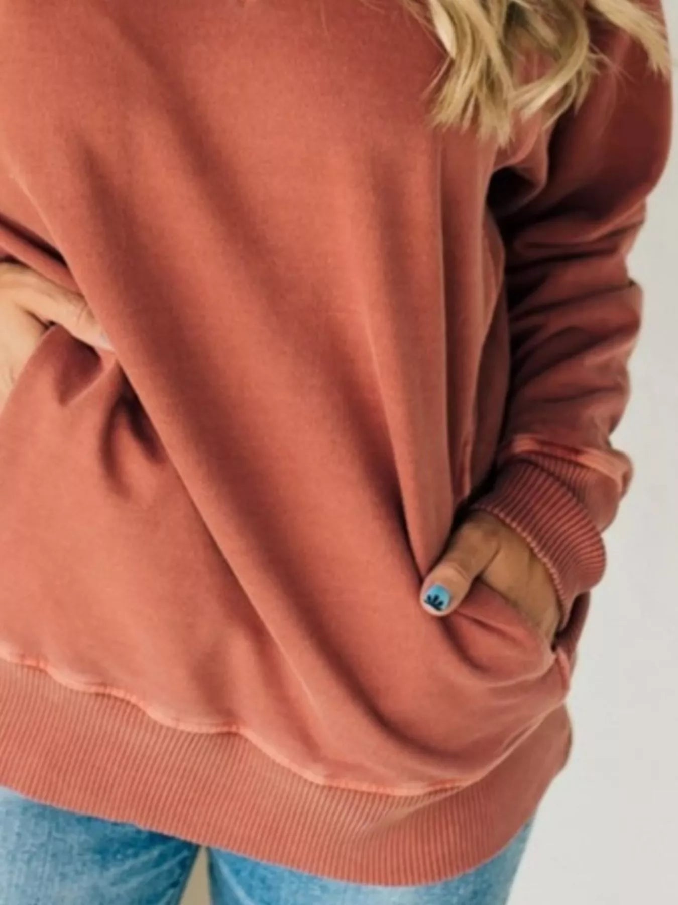 Sarah Express Women's Crew Neck Raglan Sleeve Sweatshirt - Casual Pullover Top