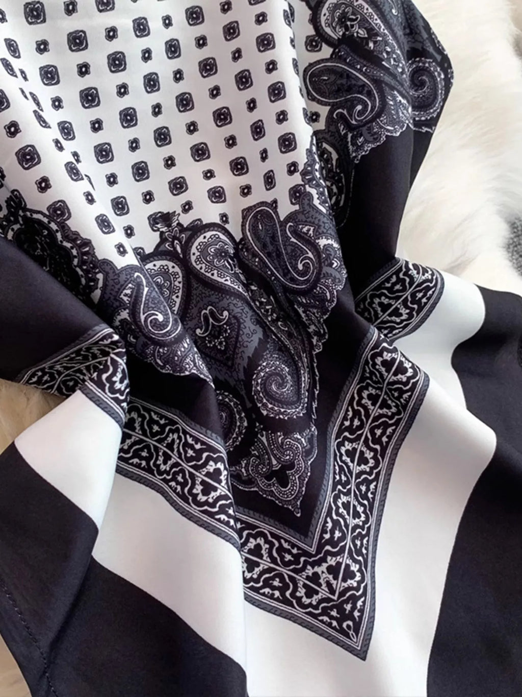 Sarah Express Women's Tie Back Printed Cami and Pants Set - Two Piece Outfit