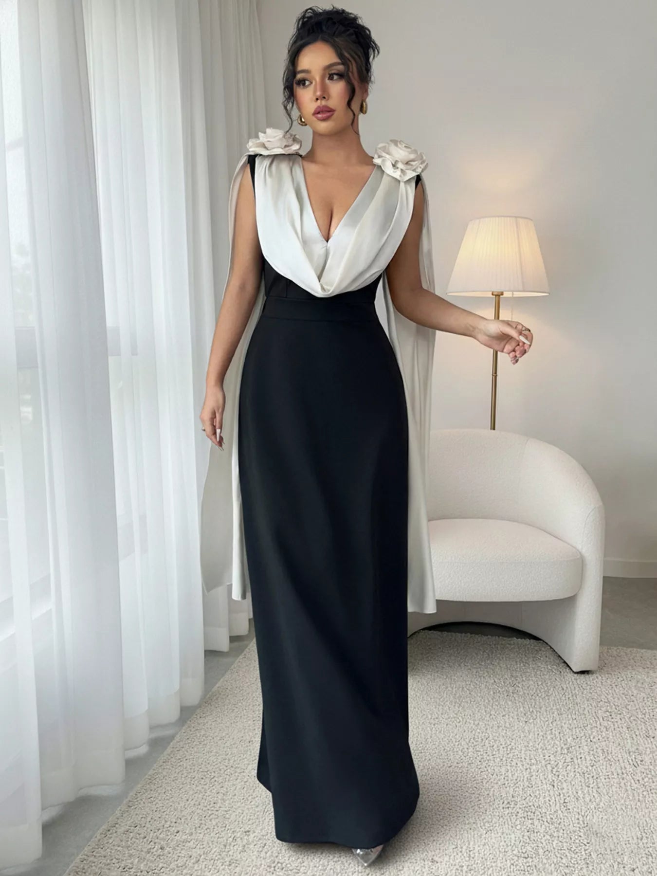 Sarah Express Women's Floral Applique Two Tone Maxi Dress