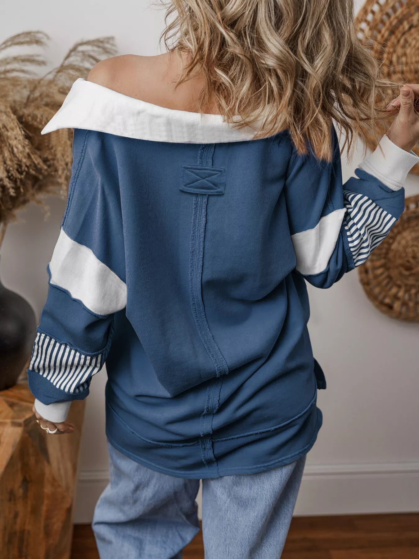 Sarah Express Women's Striped Color Block Long Sleeve Sweatshirt