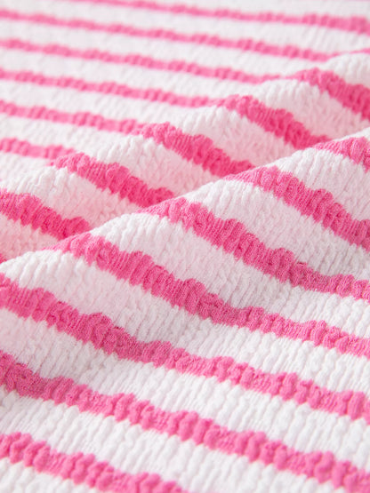 Sarah Express Women's Stripe Textured Knit V-Neck Short Sleeve Top - Contrast Trim Casual Tee