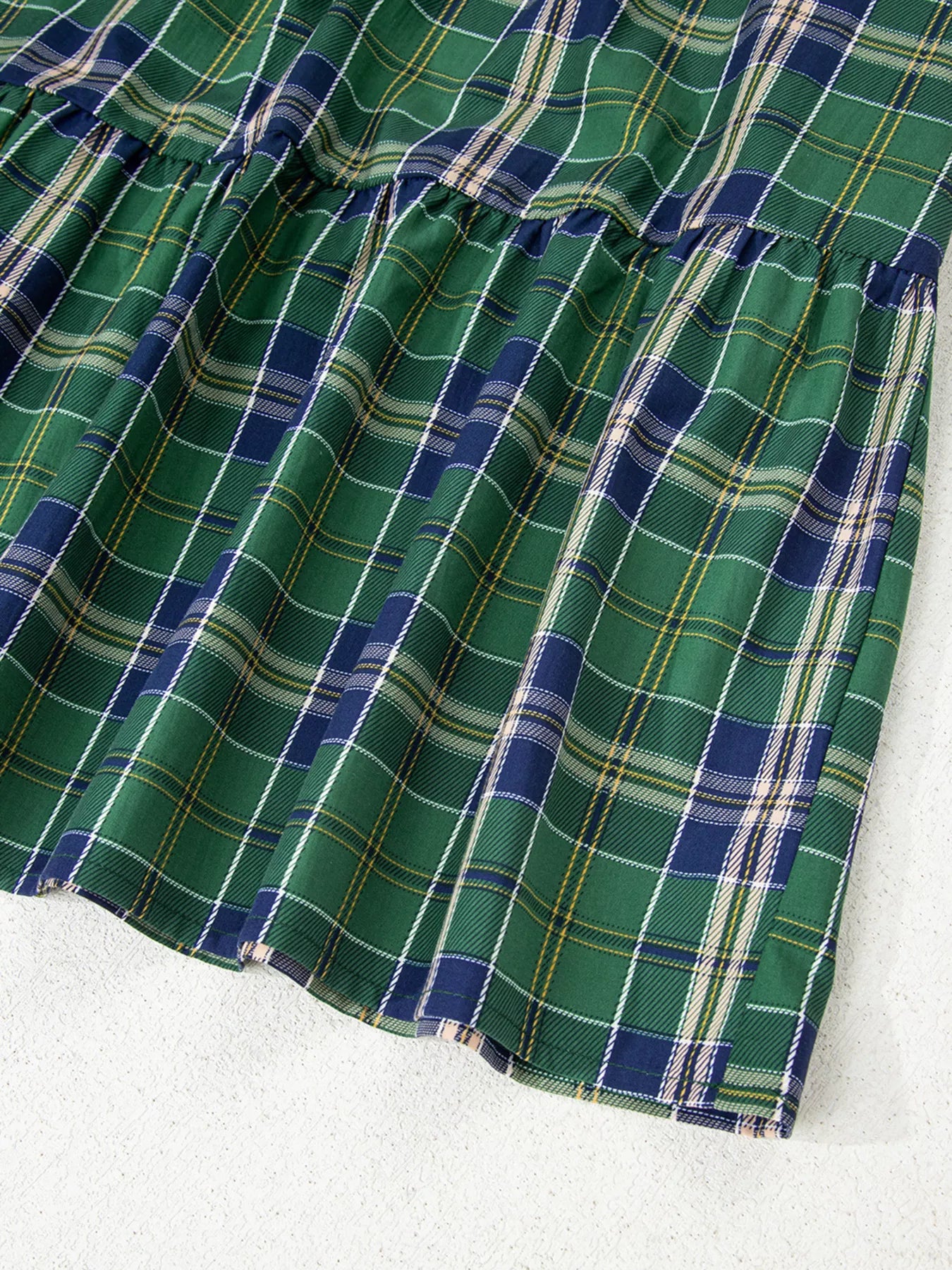 Sarah Express Women's Plaid Frilly Collar Long Sleeve Shift Mini Dress