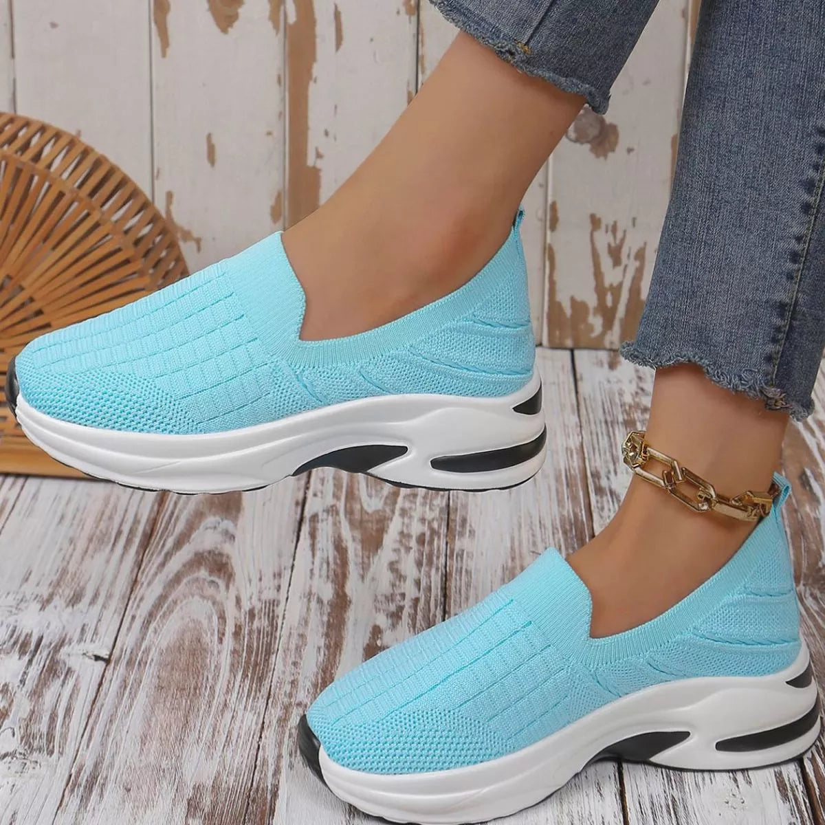 Sarah Express Women's Round Toe Mesh Slip-Ons