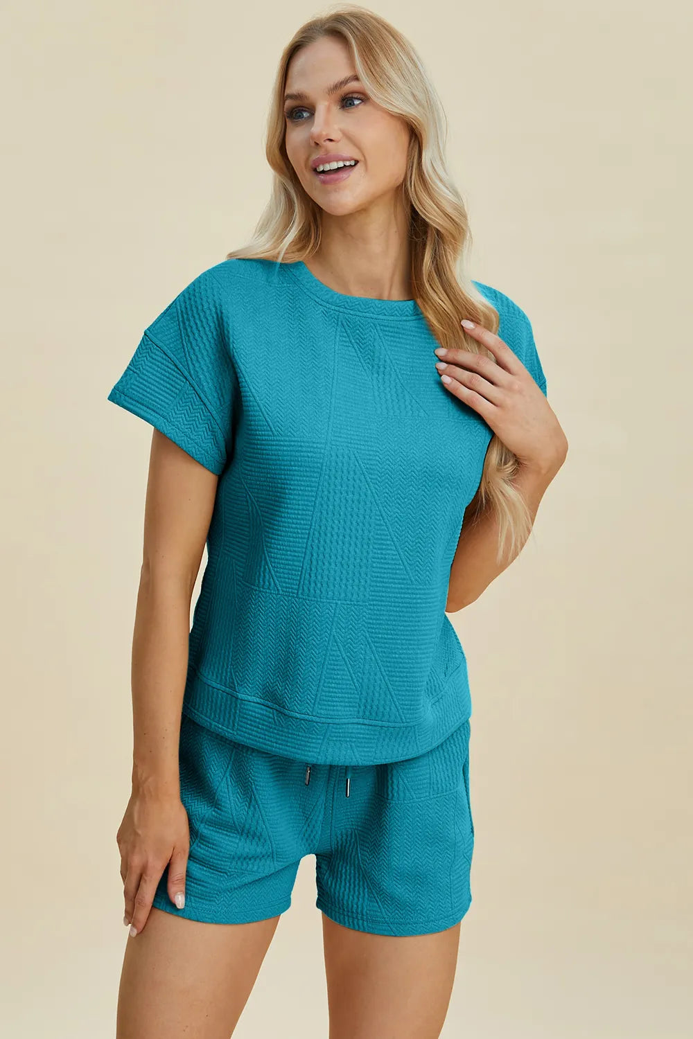 Sarah Express Women’s Plus Size Textured Top and Shorts Lounge Set
