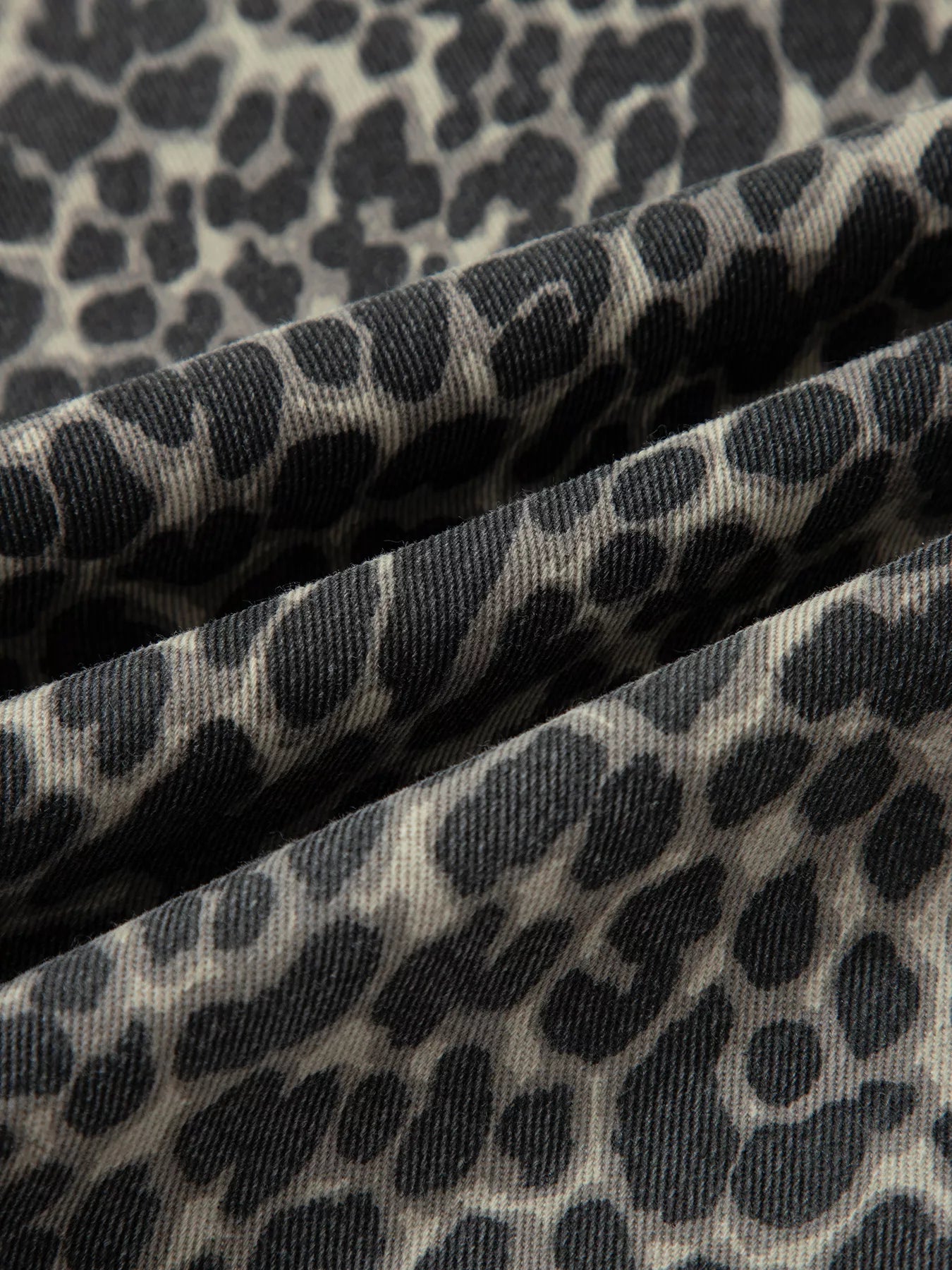 Sarah Express Women's Leopard Print High Waist Barrel Jeans